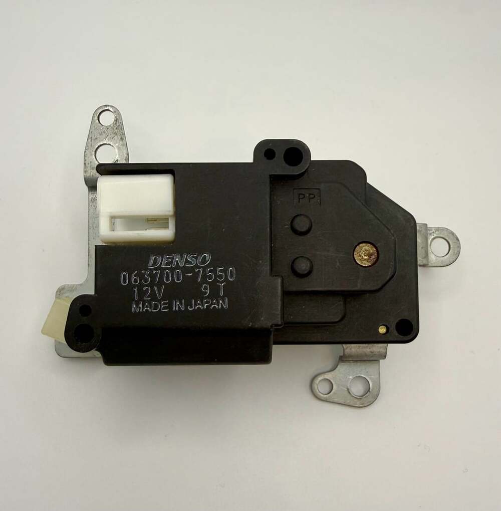 99-02 Toyota 4Runner Denso Damper Servo Sub Assembly Part # 063700-7550 12V 9T
